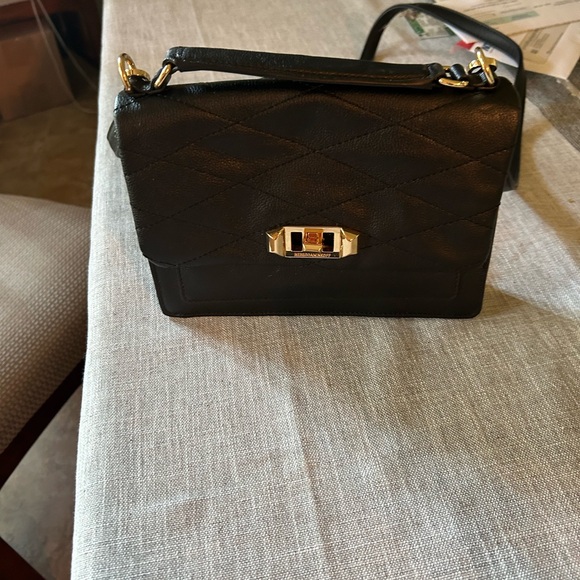 Rebecca Minkoff Black Quilted Crossbody Bag with Gold Clasp - Picture 1 of 8